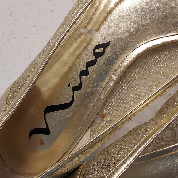 NWOT Nina gold kitten heels 10.5 M - Picture 3 of 8